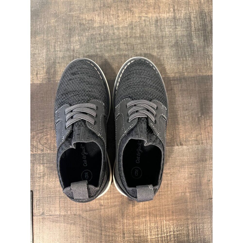 NWOT Target Brand Preschooler boys dressy casual slip in stretchy shoes size 9